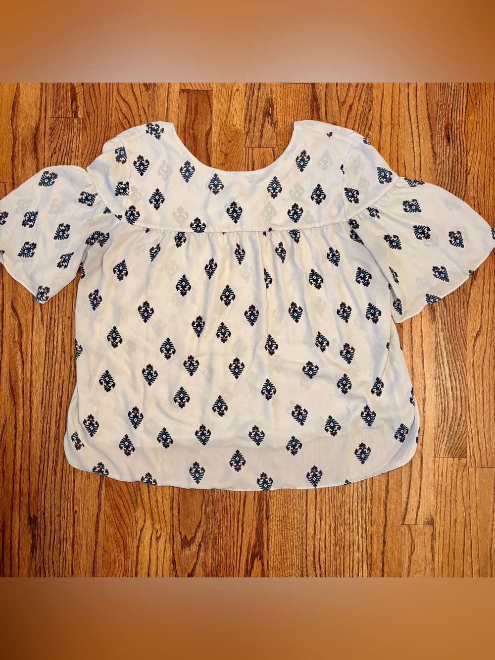LOFT blouse - size L